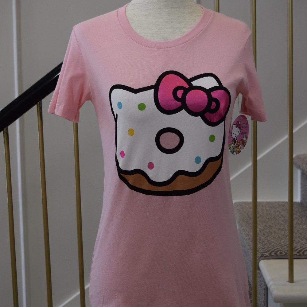 Hello Kitty Cafe Pink Donut T-Shirt Womens XS NEW!